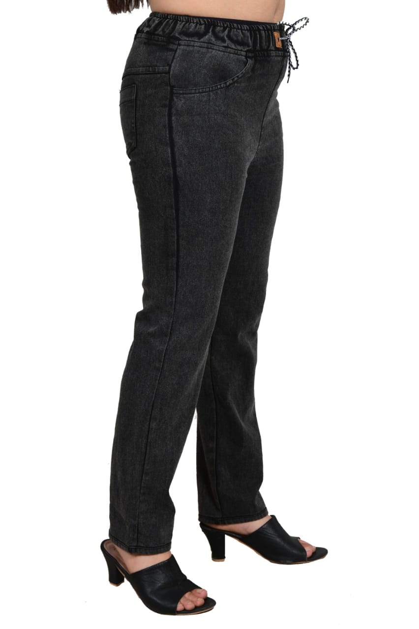 Women’s Black Washed Wide-Leg Jeans